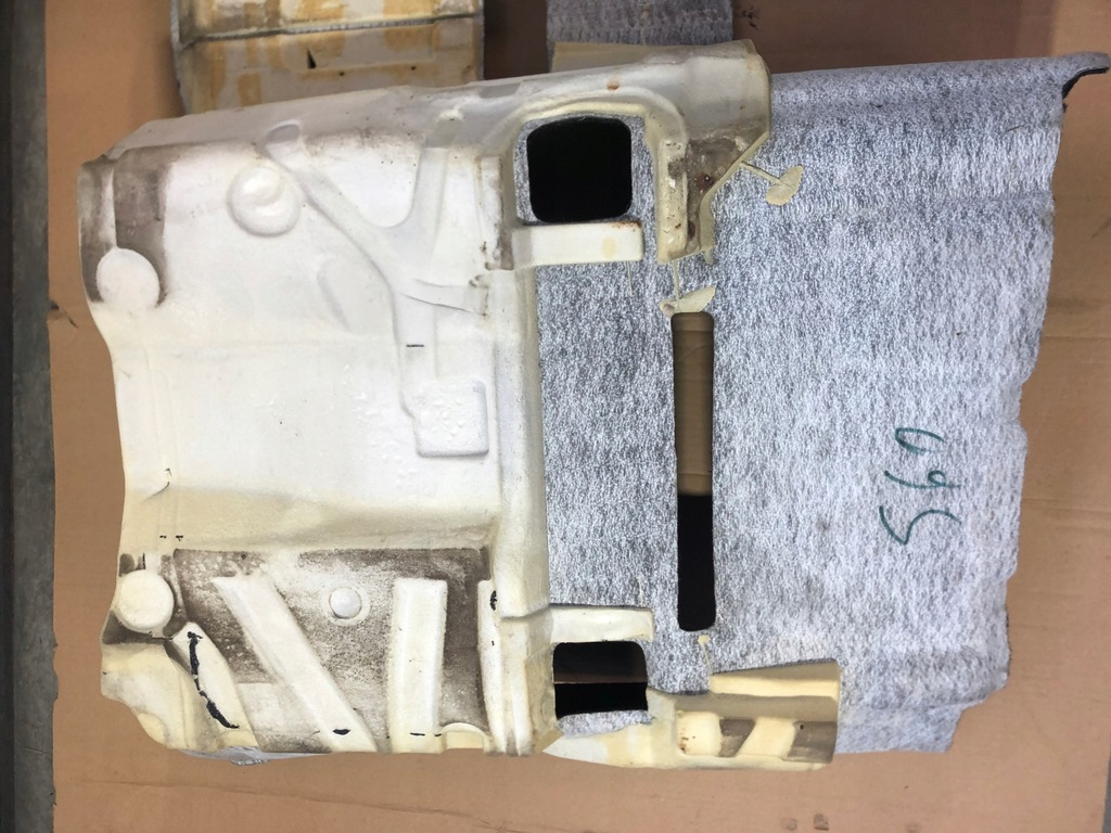 фото №6, Mercedes e 212 w212 коврик обшивка обивка задняя