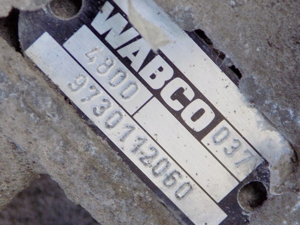 фото №9, Renault magnum 480 01r клапан 9730112060