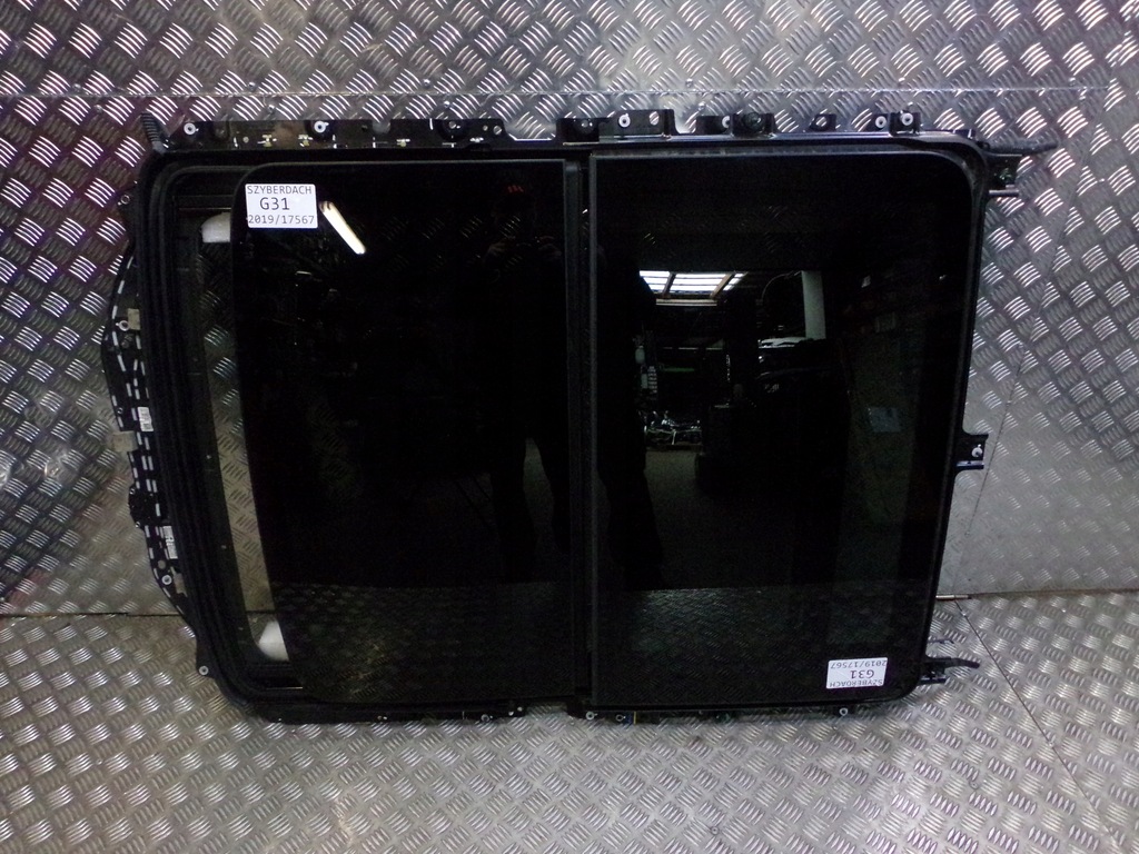 фото №1, Bmw 5 g31 люк панорама