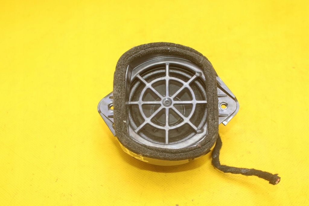 фото №1, Динамік правий задня задній bose audi a6 c6