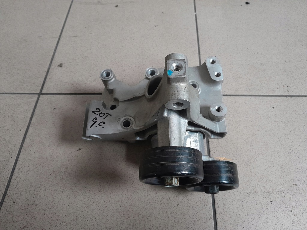 фото №1, Hyundai genesis coupe 2.0 t кронштейн кронштейн двигателя натяжитель ремень ролик