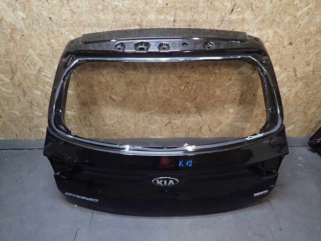 фото №1, Крышка багажника задняя kia stonic
