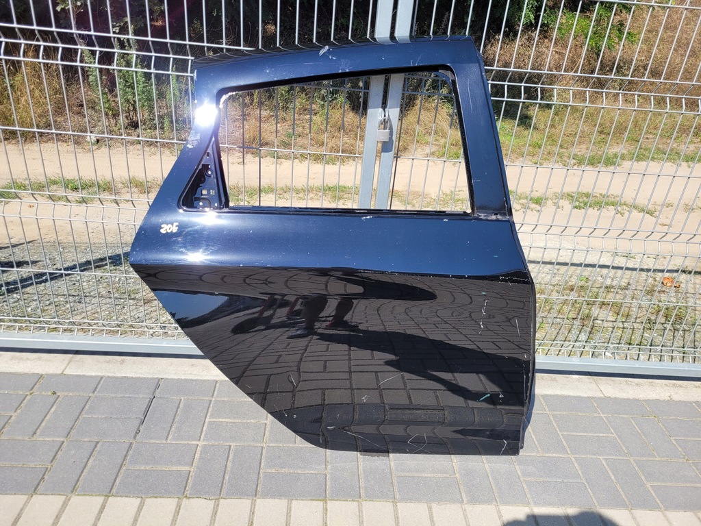 фото №1, Renault zoe - двері правий задня