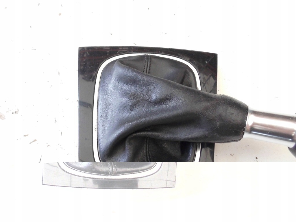 фото №10, Ручка чехол audi a3 8p s line кожа 6-biegów