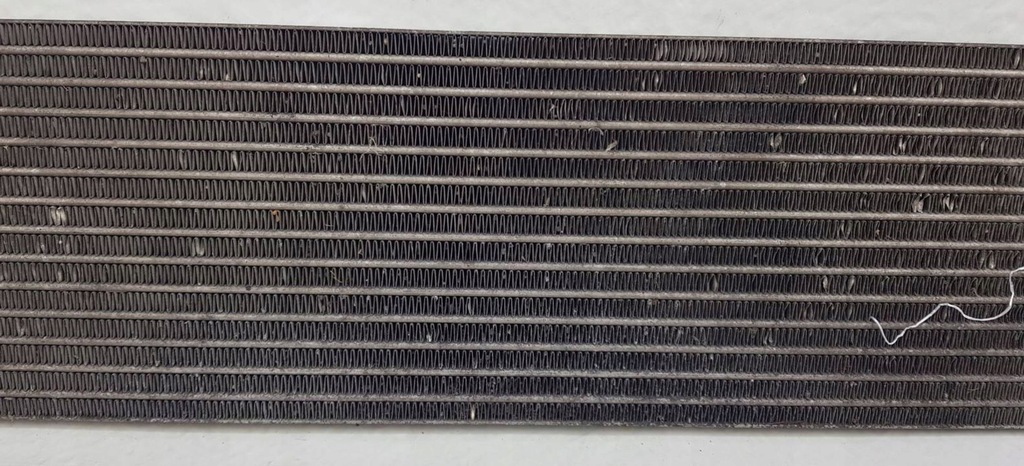 фото №7, Audi q7 4l радиатор масла 7l0317021 оригинальная