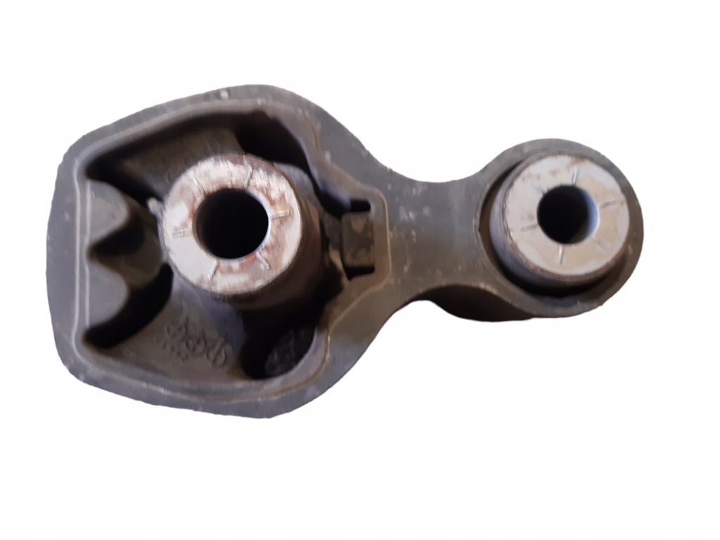фото №1, Mazda 3 bm 13-18r 2.2d кронштейн подушка двигателя