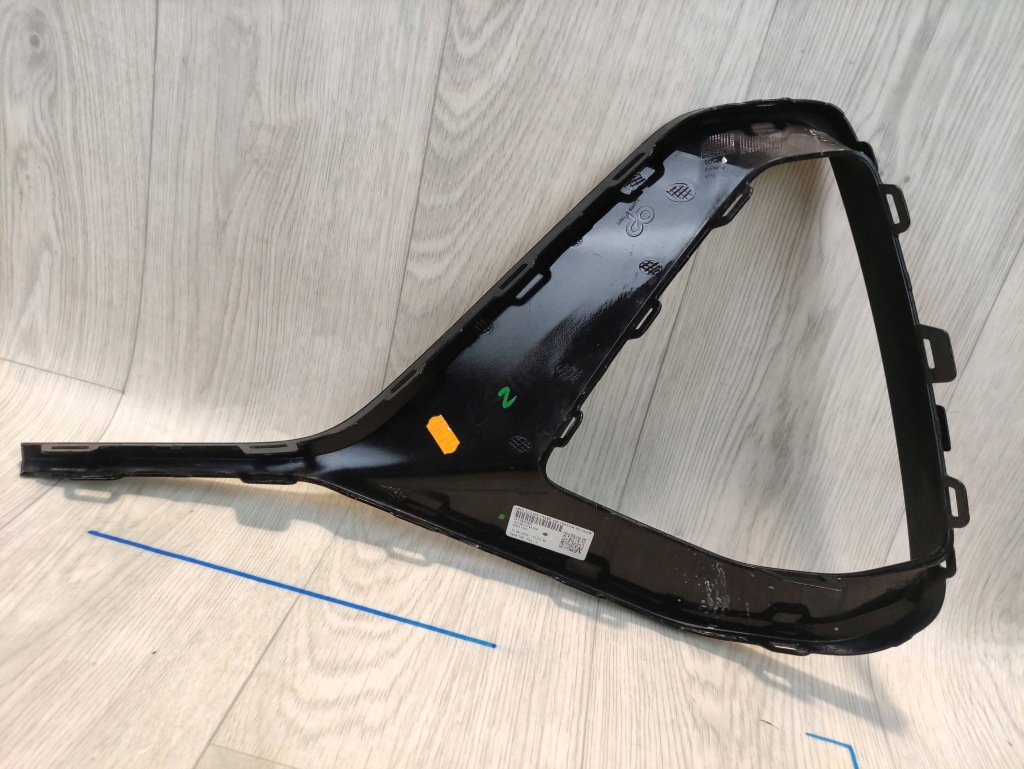 фото №8, Audi e-tron s-line решётка бампера правый перед 50031163