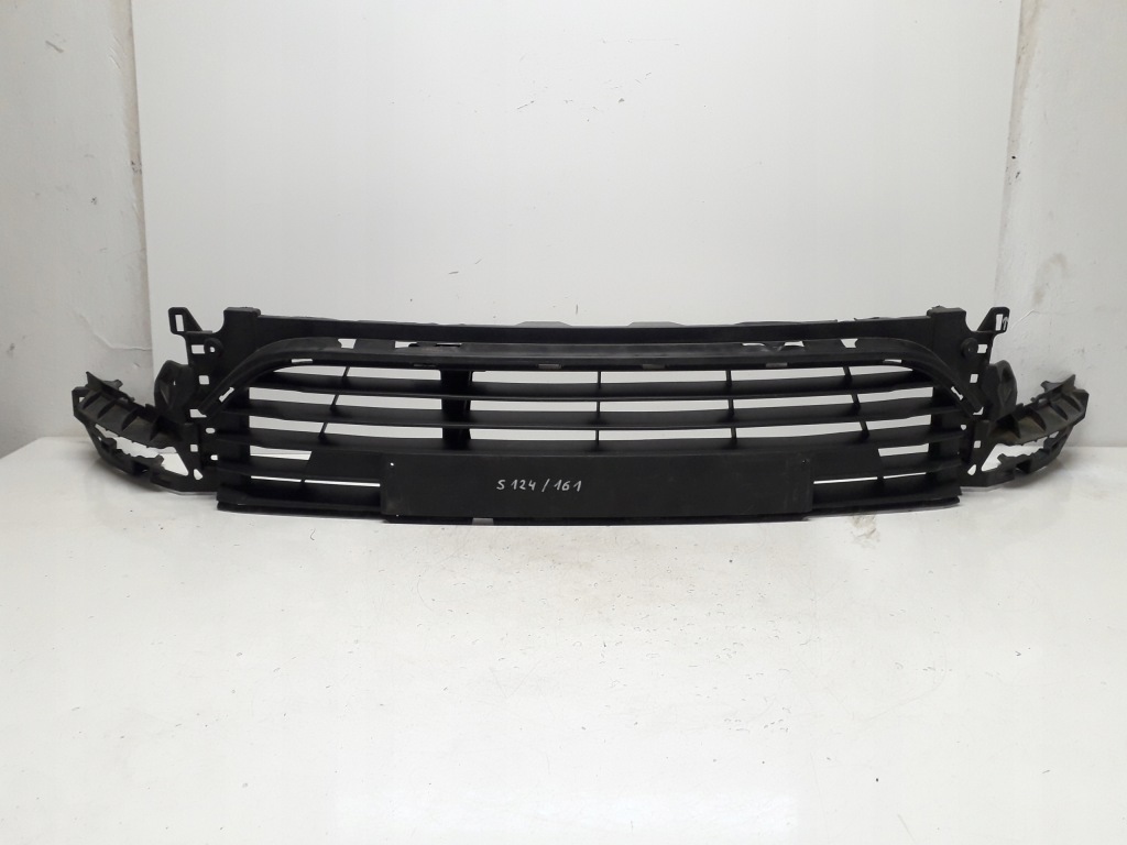 Купити Renault clio 4 iv 16- решітка бампера решітка радіатора решітка  622541048r