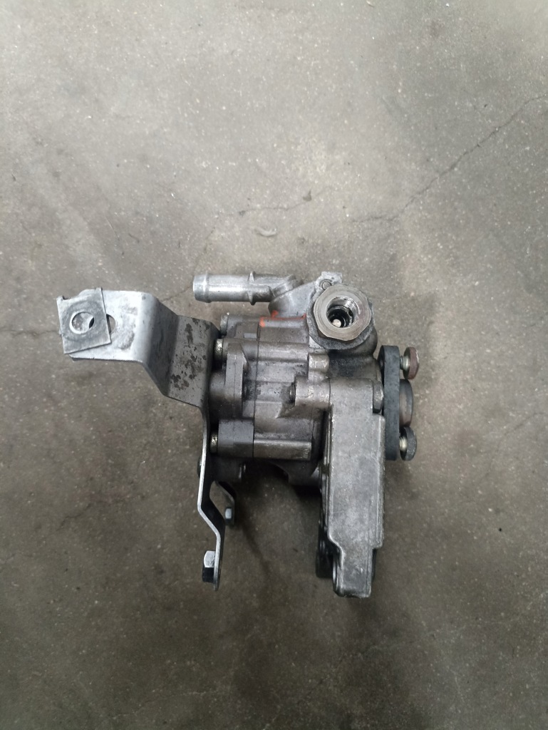 Насос усилителя bmw e90 e91 e92 335d 6781484 6776123 6794921 с Разборки