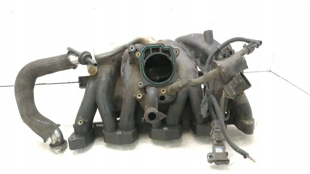 Колектор впускний  opel vectra c gts 55354092 2.2l бензиновий 2003 Зі Шроту