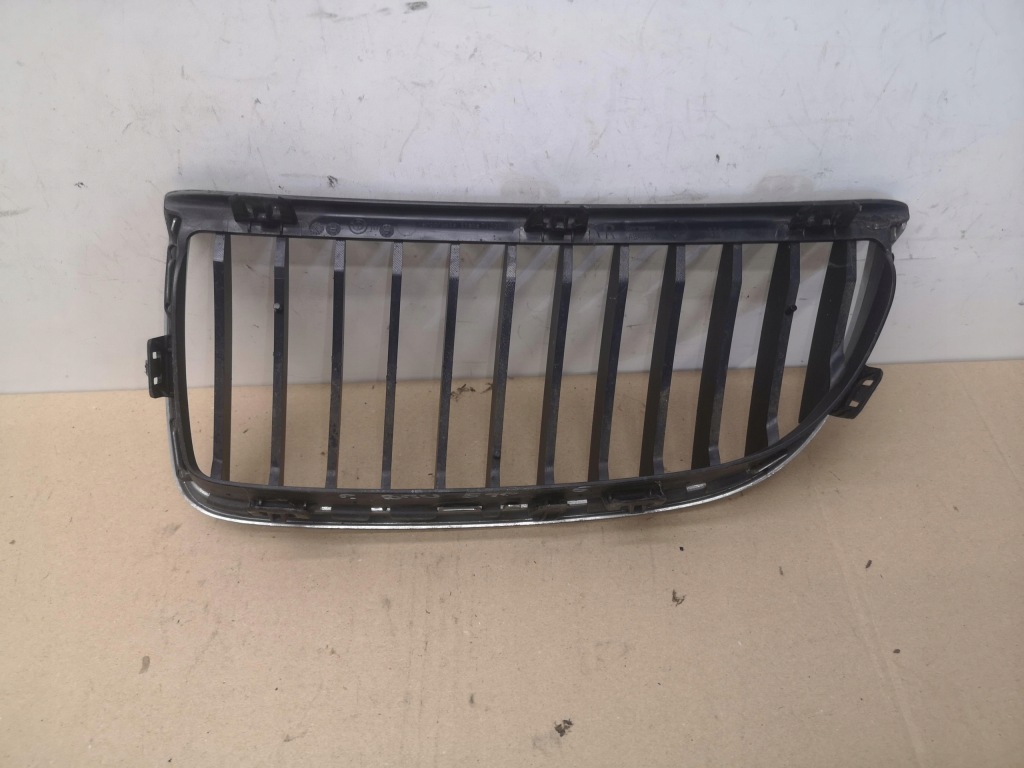 Решітка радіатора решітки радіатора ліва + права bmw 3 e90 e91 05-08 oem Оригінал