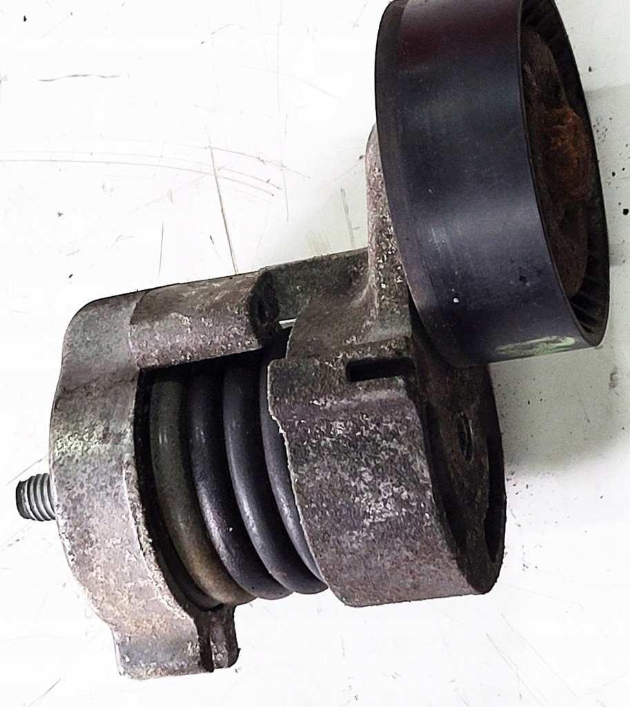 фото №1, Bmw 1 e81 e87 1.6 ролик натягувач ремінь