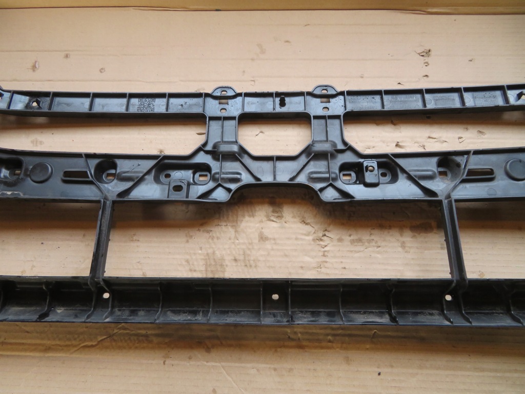 Решётка радиатора решётка бампера audi e-tron 4k 4ke807683a Доставка