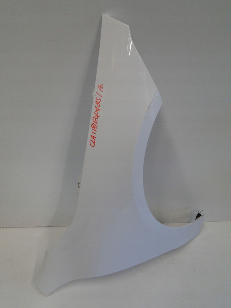 фото №10, Mercedes крыло правый передний белый перед cla 118 c118 x118 w118