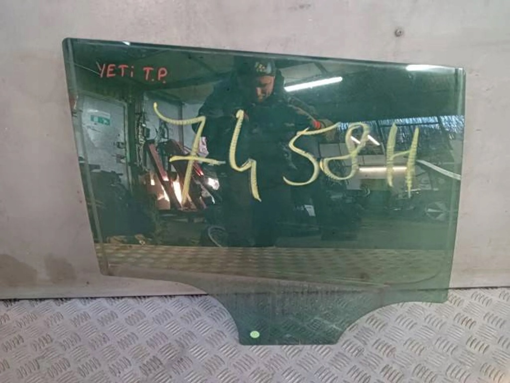 фото №1, Стекло дверь skoda yeti 2011r правая задняя задняя