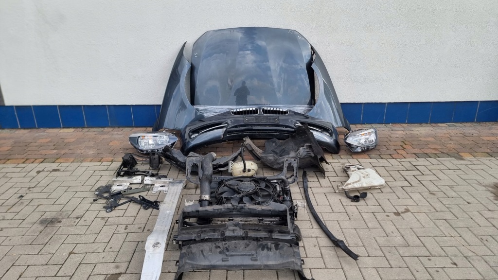 фото №1, Bmw 1 kompletny перед капот бампер лампы pas