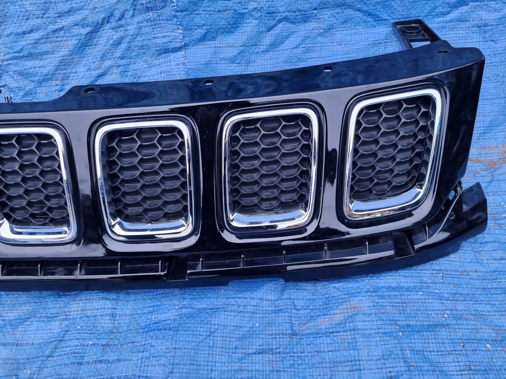 фото №2, Jeep compass ii 2017 - решётка радиатора решётка радиатора хром