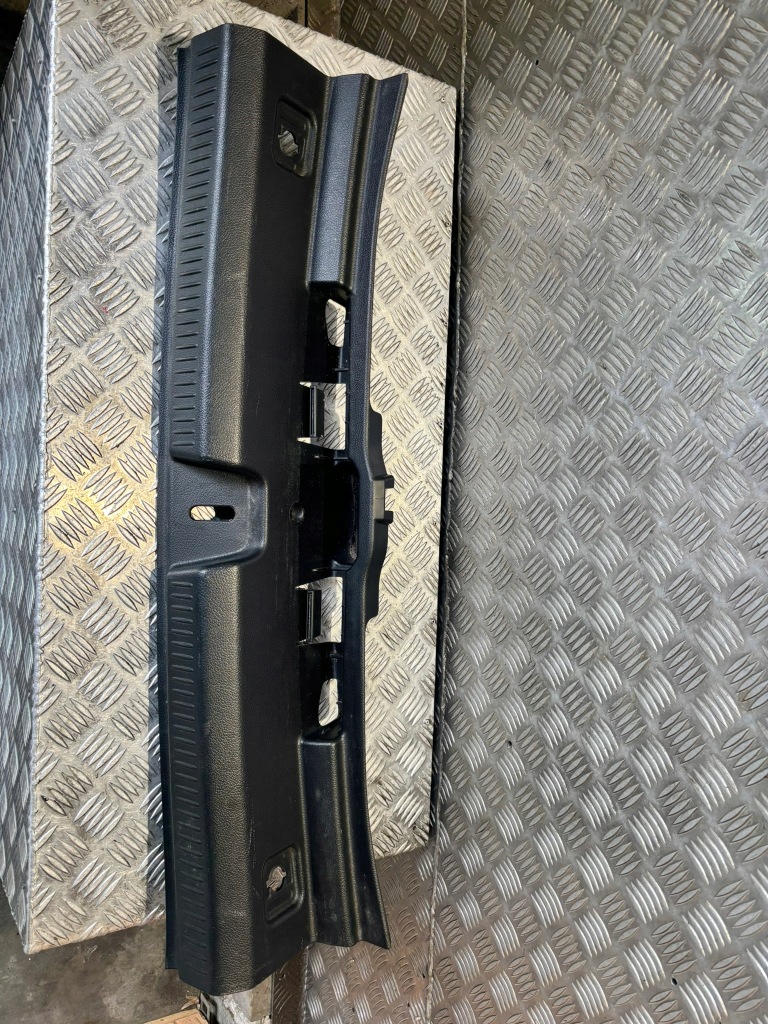 Купить Mercedes w177 защита накладка поперечина заднего a1776901100