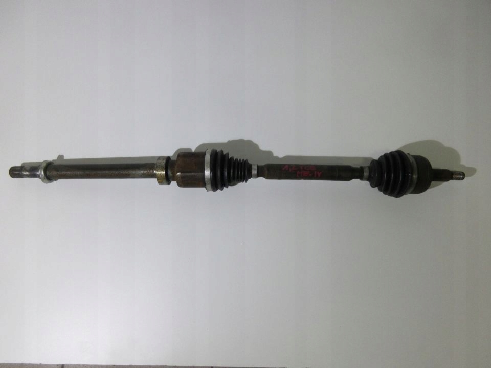 фото №1, Приводной вал правая перед renault megane iv 1.2 tce