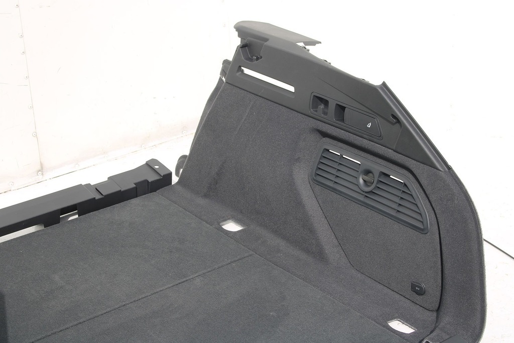 фото №7, Audi etron обшивки + килимок + pas багажника оббивка обшивки багажник оббивка