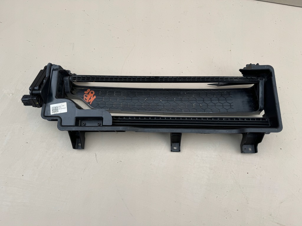 фото №11, Hyundai ioniq впуск жалюзі повітропровід повітря права 86999g1000