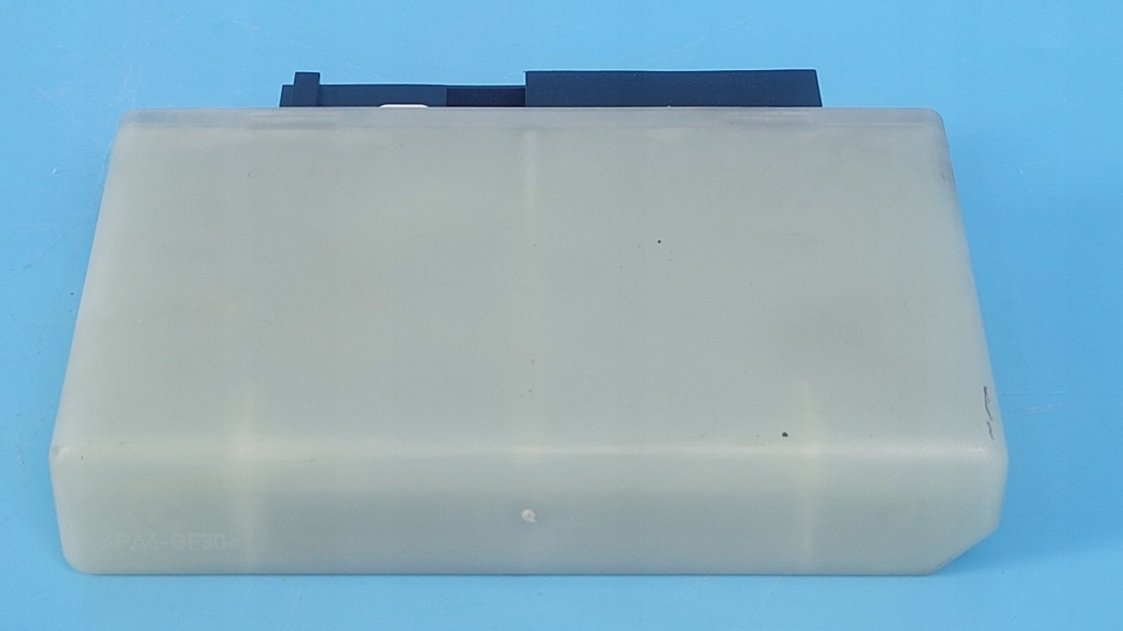 Bmw 5' g31 518d touring 18r блок керування модуль adblue 9488418 Доставка