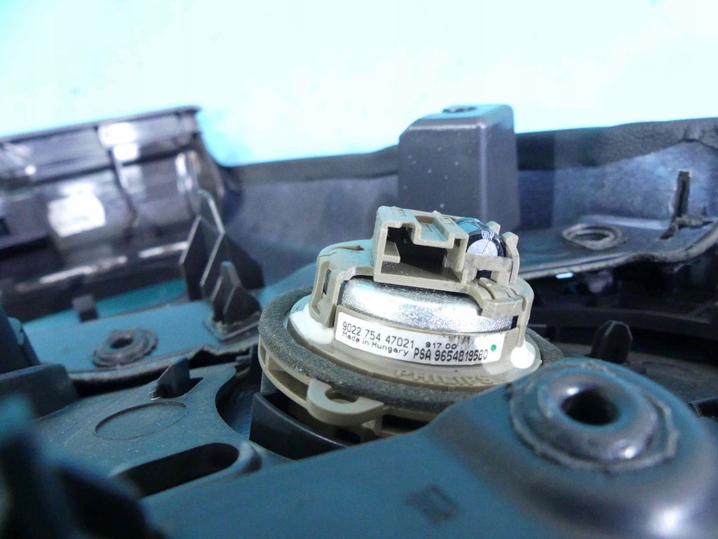 фото №8, Обшивка задняя правый шторка citroen c5 iii x7 kombi