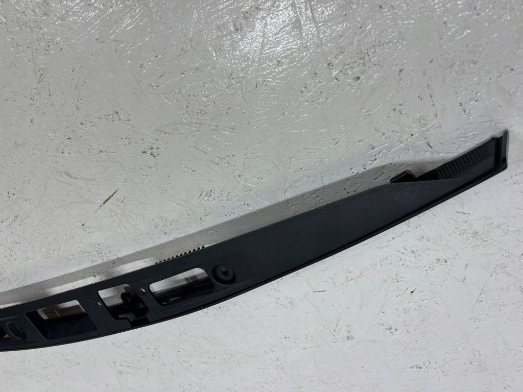 фото №7, Tesla model s 2012 задня накладка молдинг крила заднього 174441500