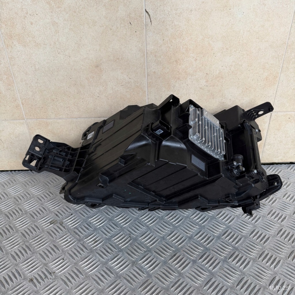 Купити Фара ліва правий ліхтарі  передні комплект citroen c5 aircross рестайлінг  full led