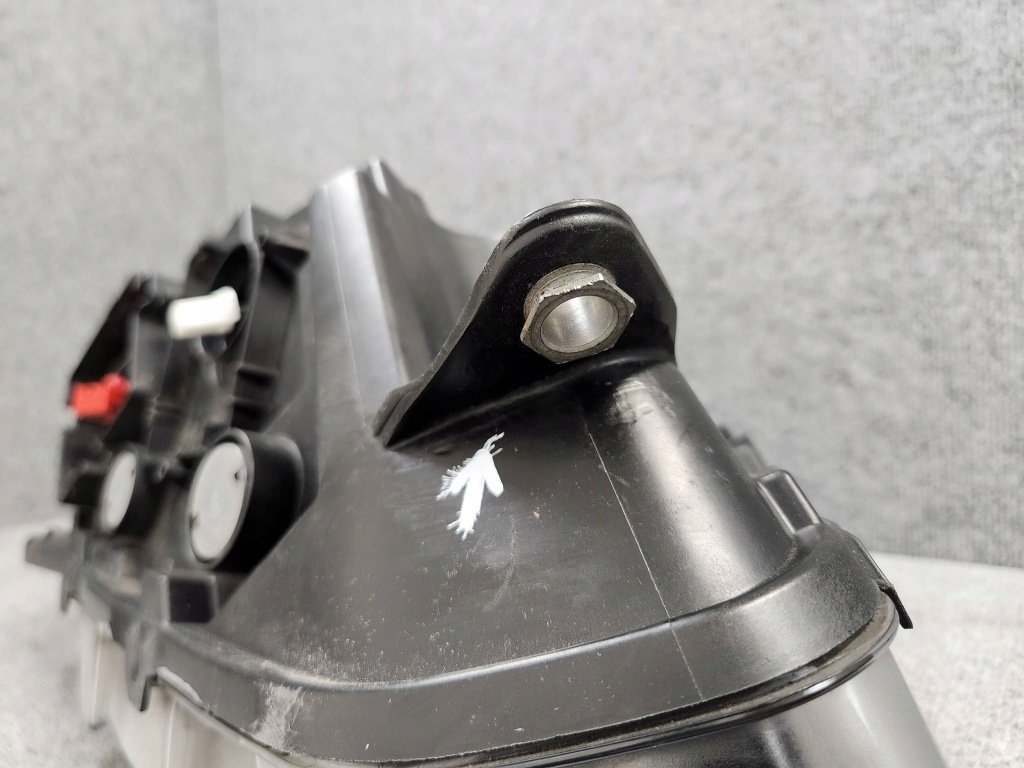 Фара фара передняя левая - vw amarok 2h bi-xenon led рестайлинг  16-20 в Украине