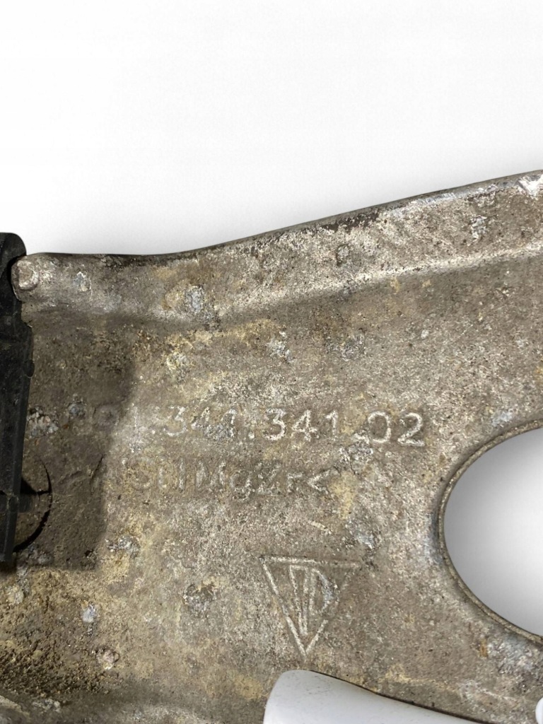 фото №8, Porsche 911 991 2018 нижний рычаг передний 99134134102