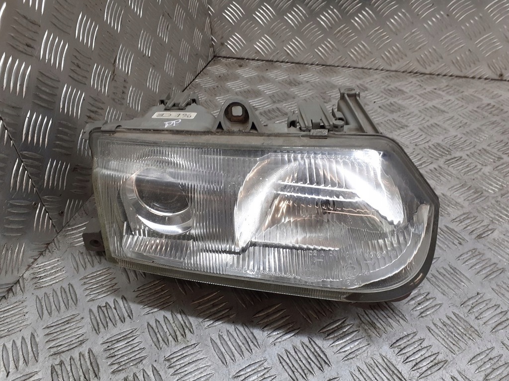 фото №1, Лампа права передня alfa romeo 146 europa