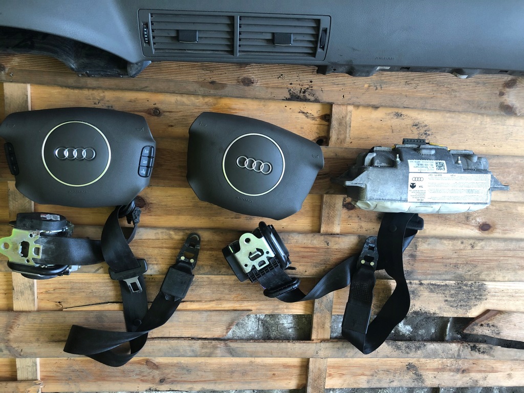 фото №5, Audi a4 b6 b7 приборная панель приборная панель консоль подушка безопасности ремни eur