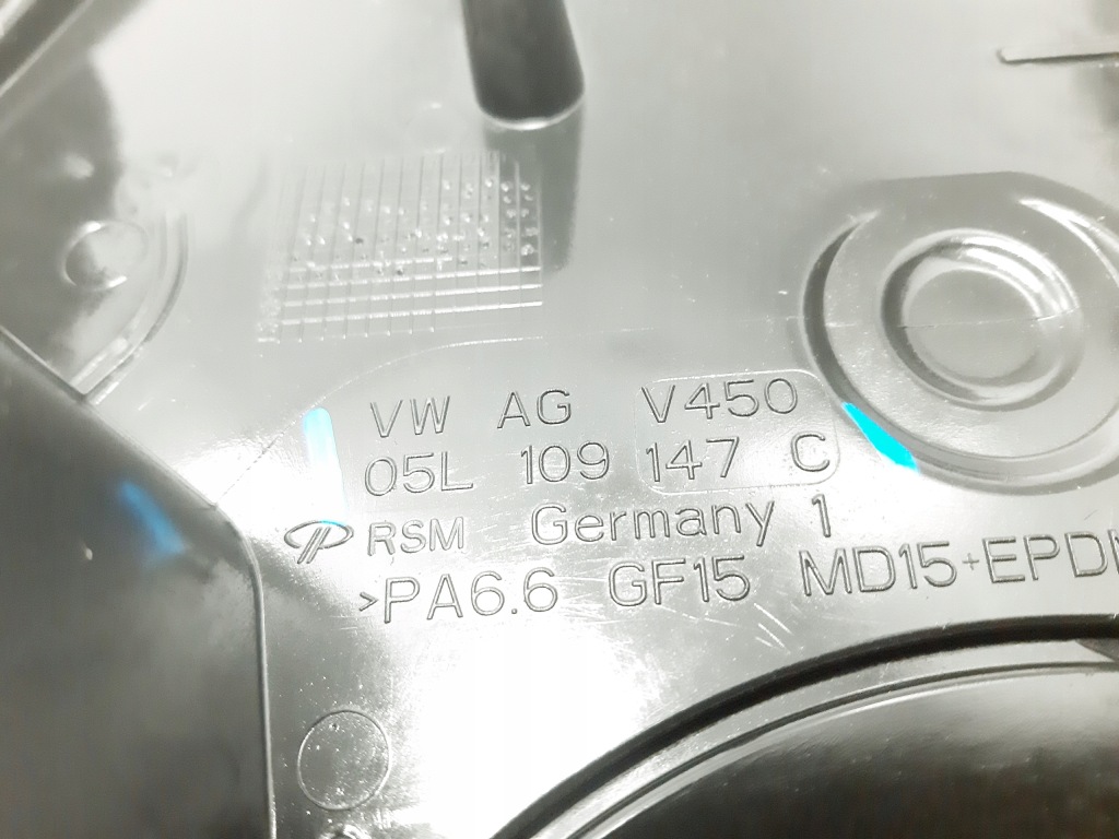 Корпус накладка распределительного вала vw tiguan 2 2.0 tdi dts 05l109147c Недорого