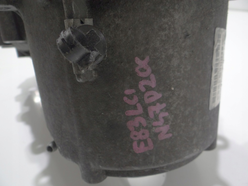 фото №9, Корпус задня коробки приладової панелі bmw x3 e83 14564474