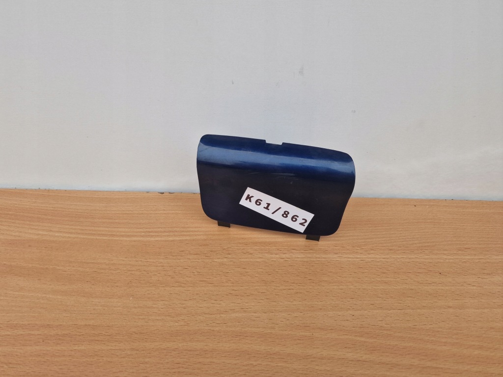 фото №1, Renault laguna i kombi заглушка фаркоп бампера задняя