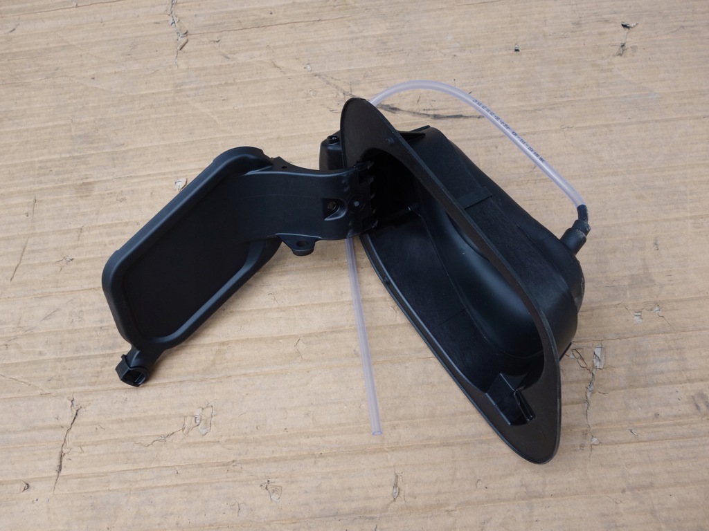 фото №1, Кришка заливної пального vw golf vii nowa!! 5g9809799