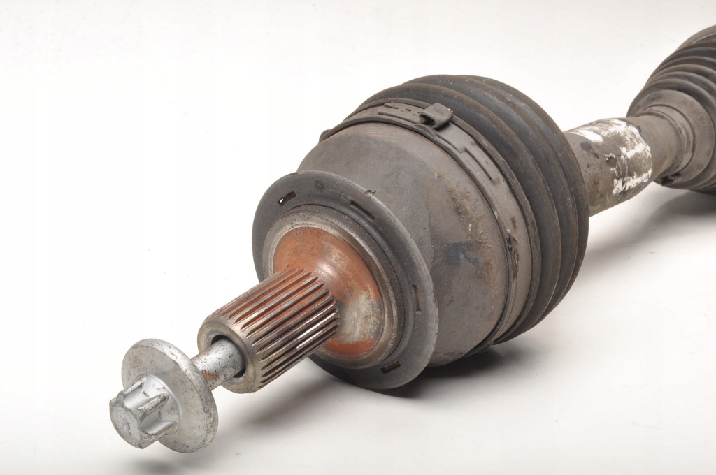 фото №7, Mercedes w176 w246 1.5 приводной вал левая короткий 2463309000