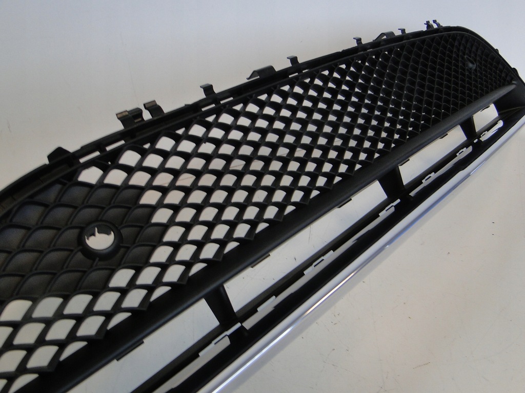 фото №8, Mercedes e 213 w213 молдинг хром бампера amg