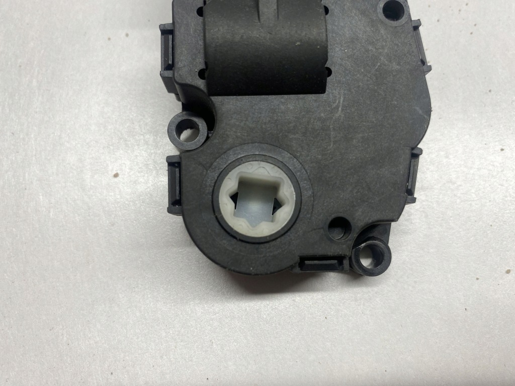 фото №5, Bmw 3 f30 f35 f31 регулятор коллектор впускной efb491 2012