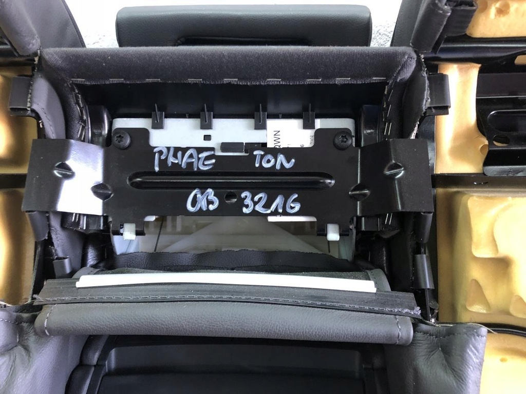 фото №13, Спинка сиденье задняя 3d0885041 vw phaeton кожа