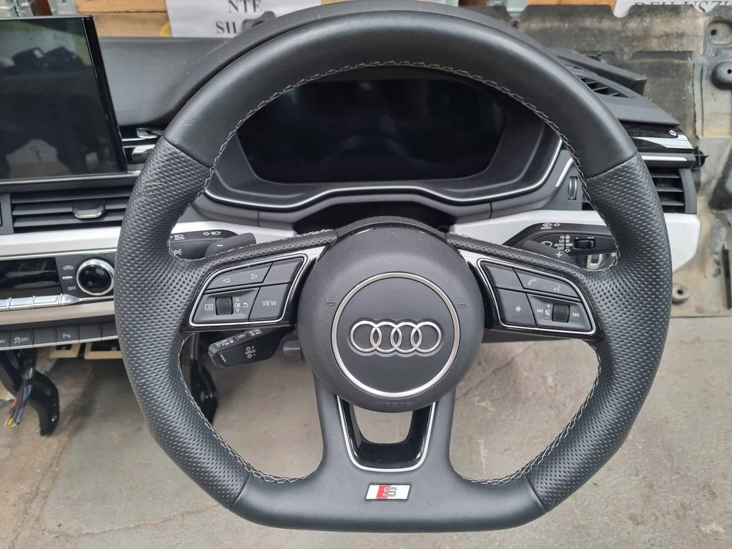 фото №1, Audi a5 a4 s-line подушка воздуховод срезанная