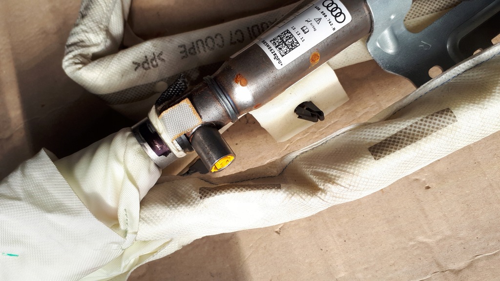 фото №9, Шторка безпеки повітряна audi оригінальний номер 4g8880742b