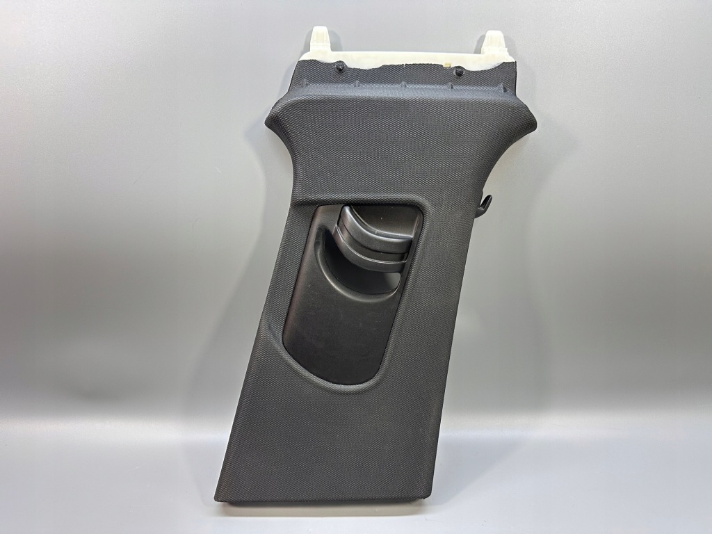 фото №1, Audi a3 s3 8v 5d s-line защита внутренняя стойка b правая 8v4867244