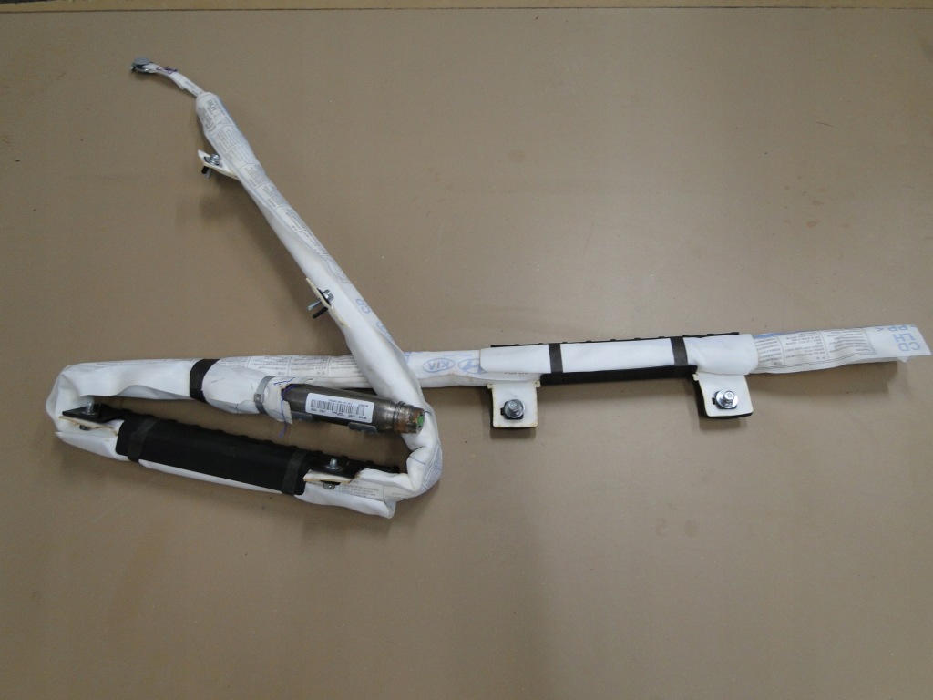 фото №1, Шторка безопасности подушка безопасности l kia оригинальный номер 80410-j7000