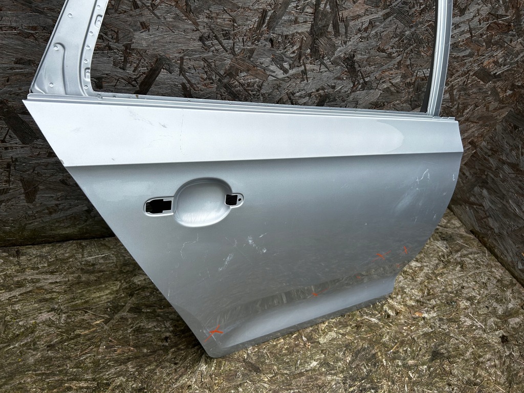 фото №4, Skoda rapid дверь правое задняя задние