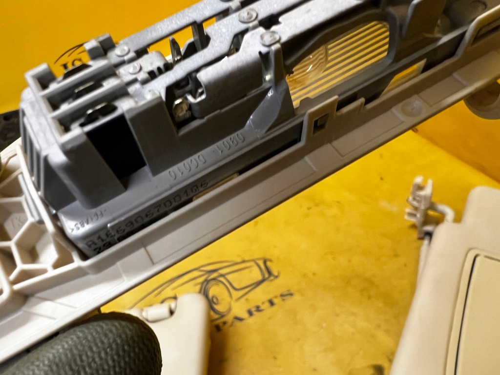 Комплект ручки крепления потолочный mercedes gls x166 Оригинал