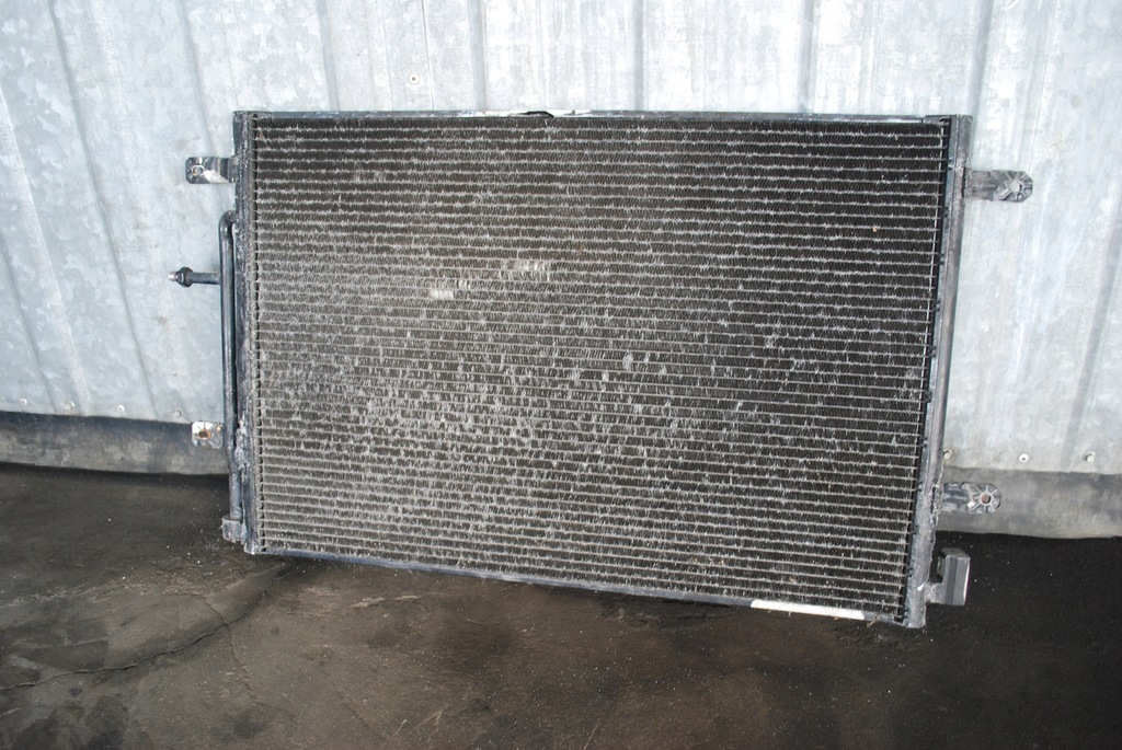 фото №10, Радіатор кондиціонера a4 b7 2.0 tdi 8e0260401q