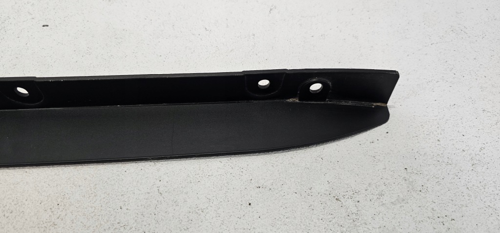 Молдинг нижня бампера перед bmw bmw 5 g30 g31 m-pakiet 17-20 Доставка