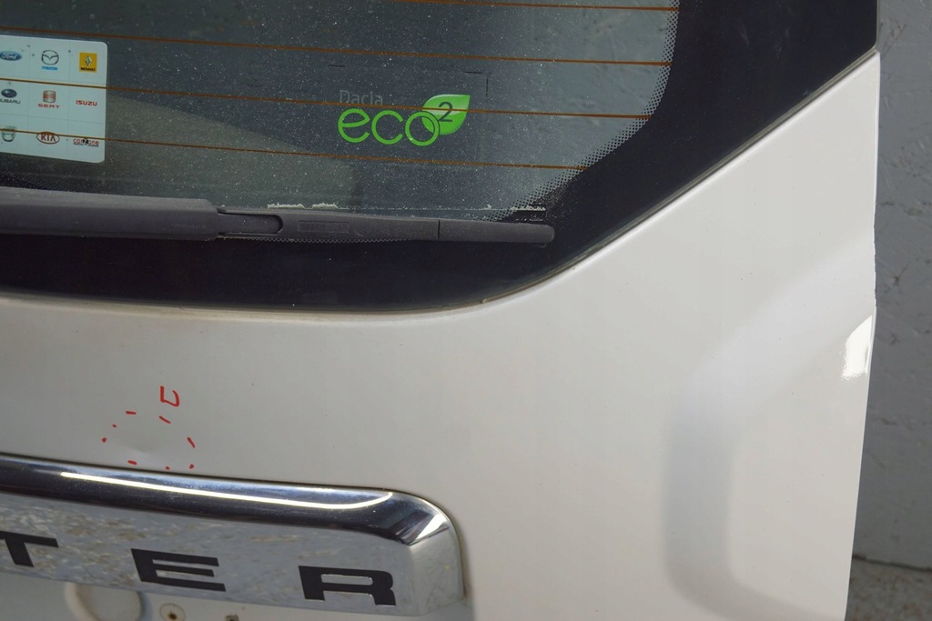 фото №6, Dacia duster i кришка багажника задня dv369 k898